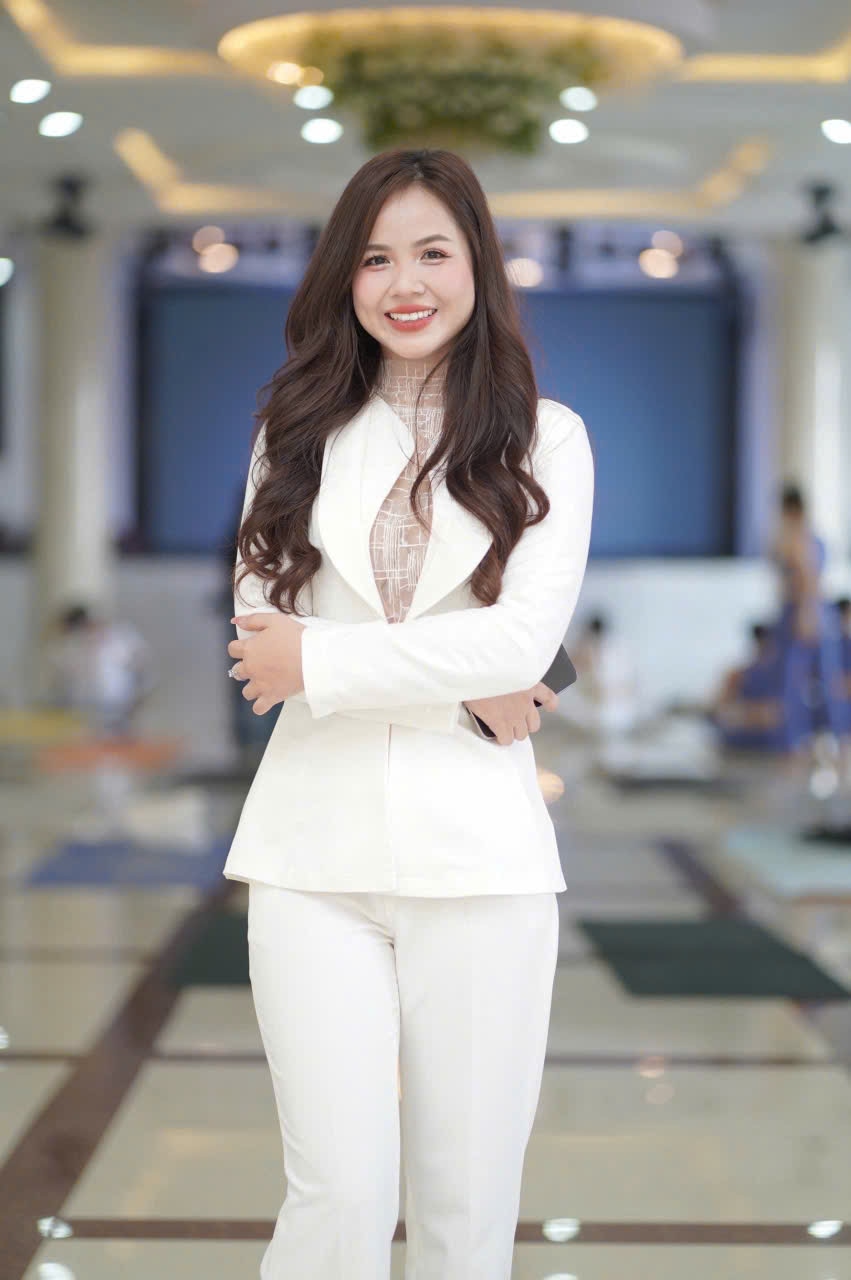 HLV Yoga Phó Kim Liên (Jin Lian)