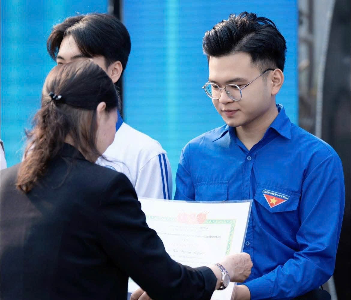 quoc-tuyen-3