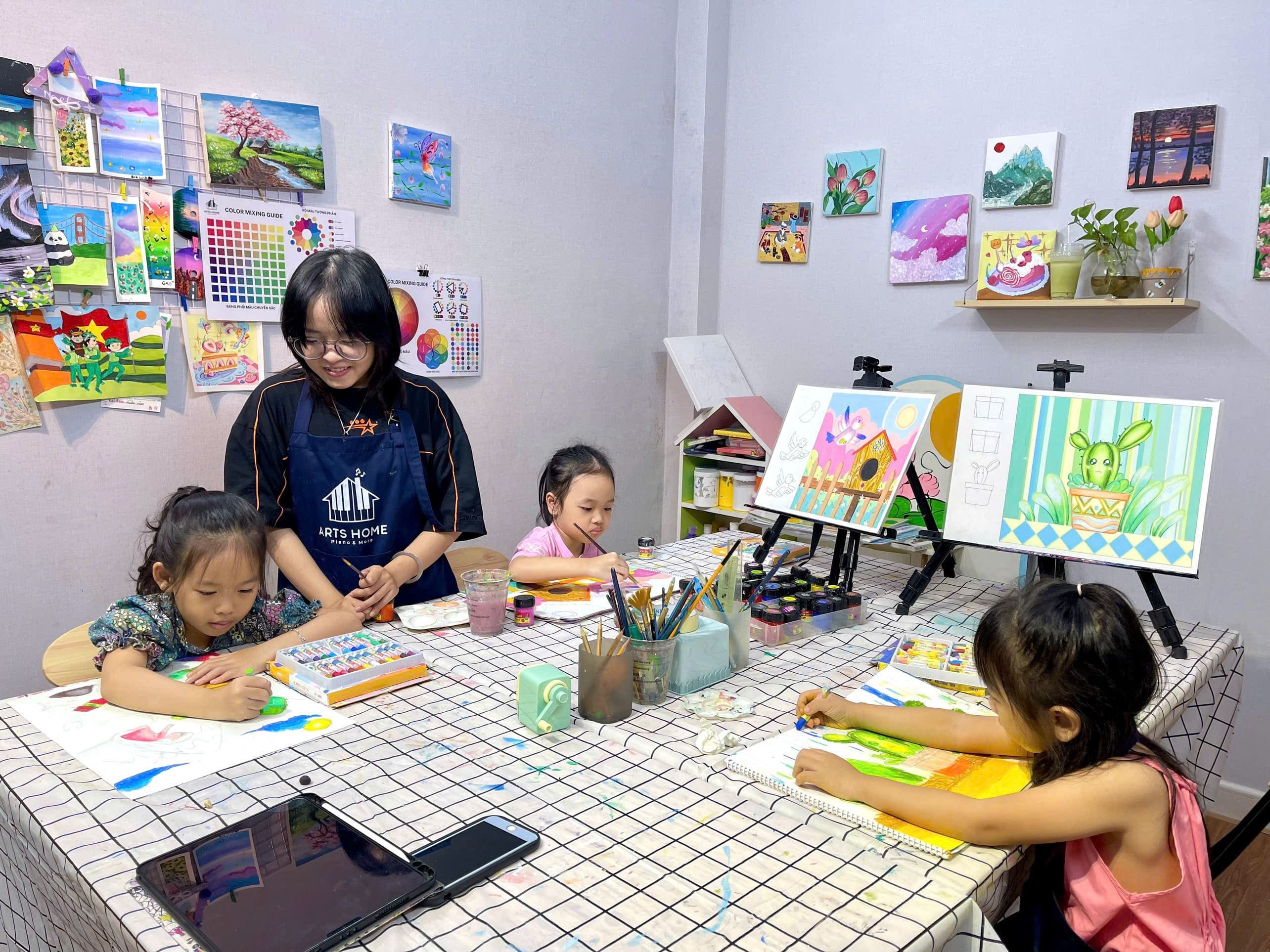 Arts-Home-3