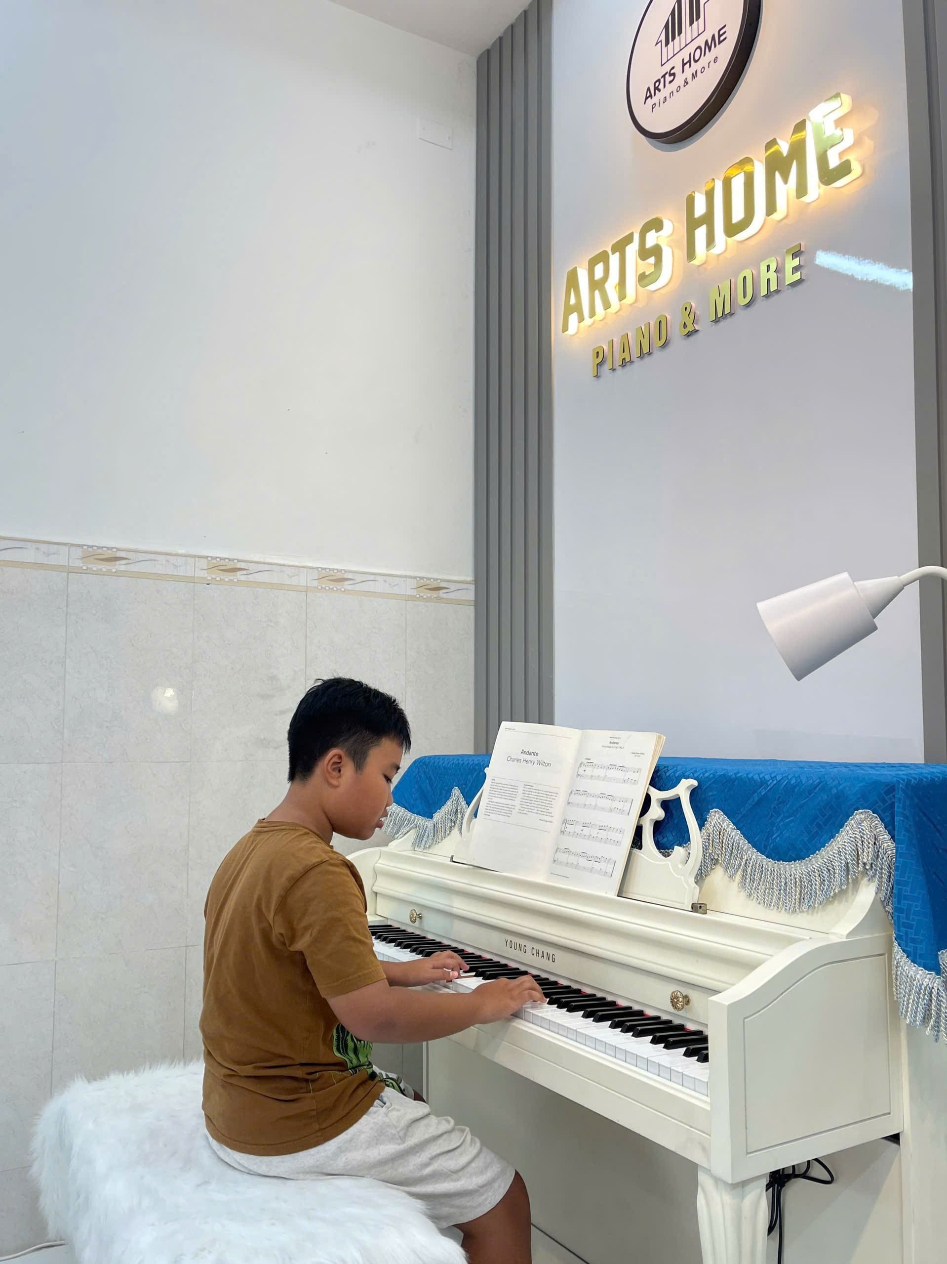 Arts-Home-2