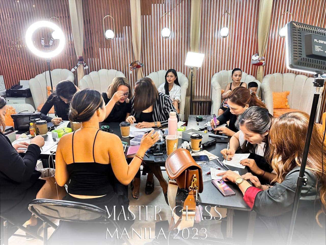 Chi Xăm và những lớp đào tạo học viên