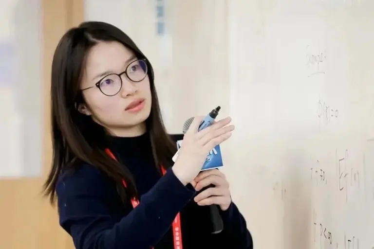 Ngôi sao Toán học Trung Quốc giải được bài toán hơn 100 tuổi