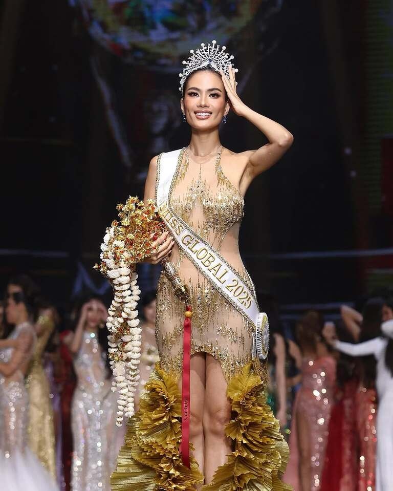 Nguyễn Đình Như Vân Xuất Sắc Đăng Quang Miss Global 2025