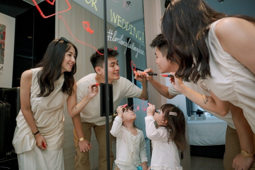 Dàn sao hội tại cùng với “Gia đình Pam Yêu Ơi” tại Nha Trang