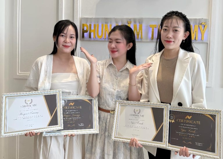 Với triết lý “làm nghề bằng cái tâm” - Ngọc Spa còn là nơi tận tâm, truyền cảm hứng cho nhiều học viên trẻ