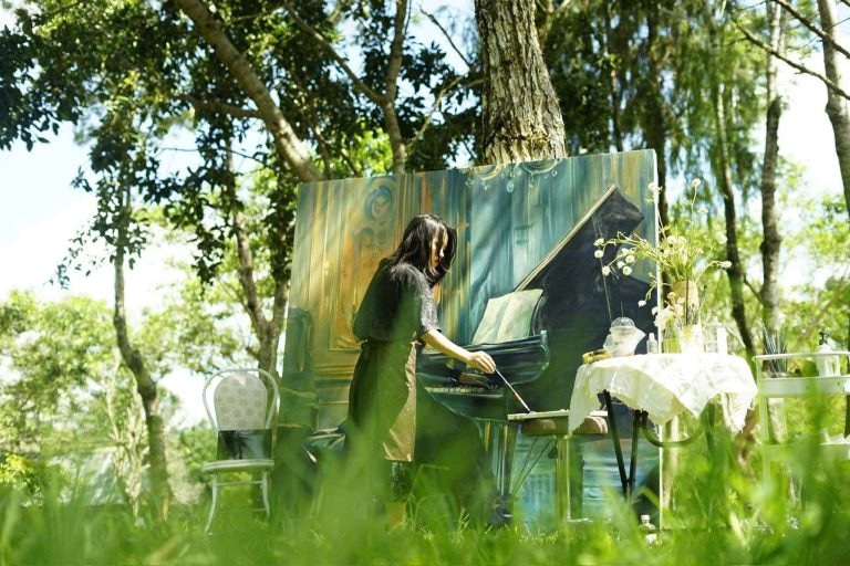 Võ Hiền - Nữ hoạ sĩ tâm huyết với từng bức vẽ, lớp học của mình