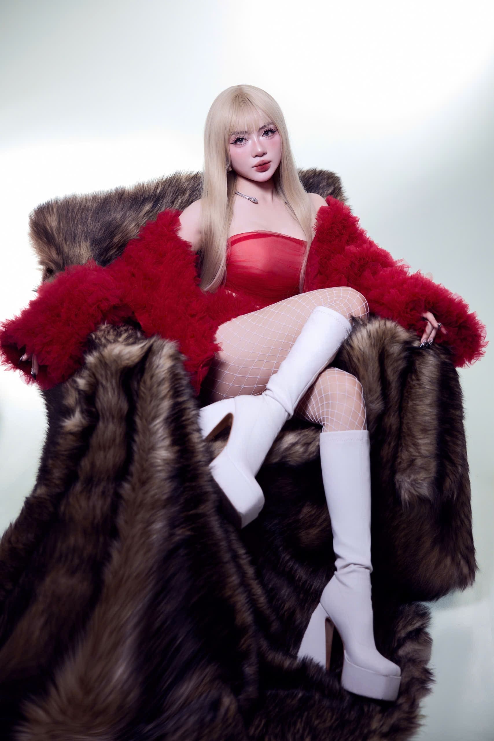 DJ Scarlet-T hứa hẹn 2026 đầy bứt phá hơn