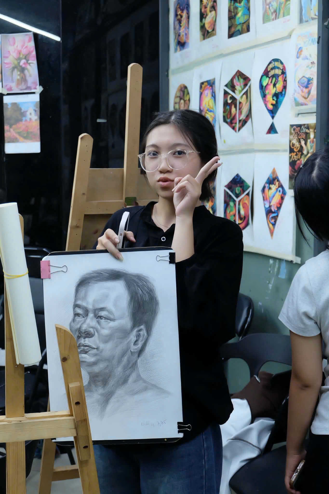 Học viên tại lớp vẽ KAT ART