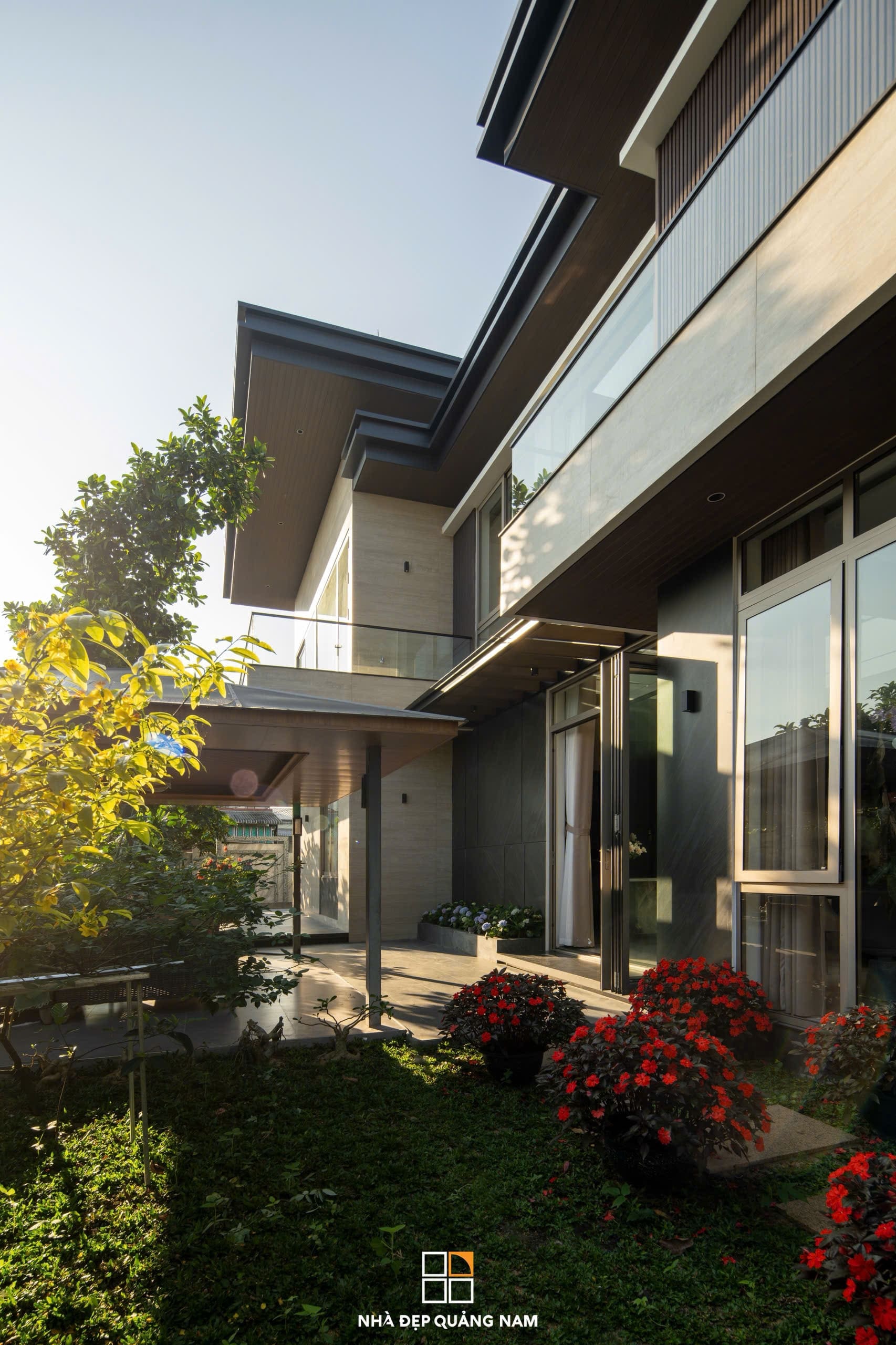 Ảnh thi công thực tế công trình TH VILLA